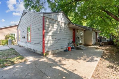 1614 Lincoln Avenue, Home with 4 bedrooms, 2 bathrooms and null parking in Fort Worth TX | Image 2