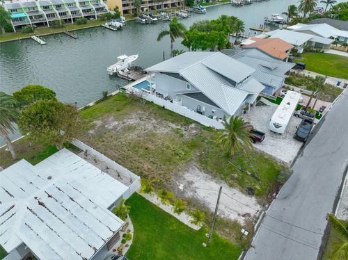 339 Bahia Vista Dr, INDIAN ROCKS BEACH, FL, 33785-3703 | Card Image