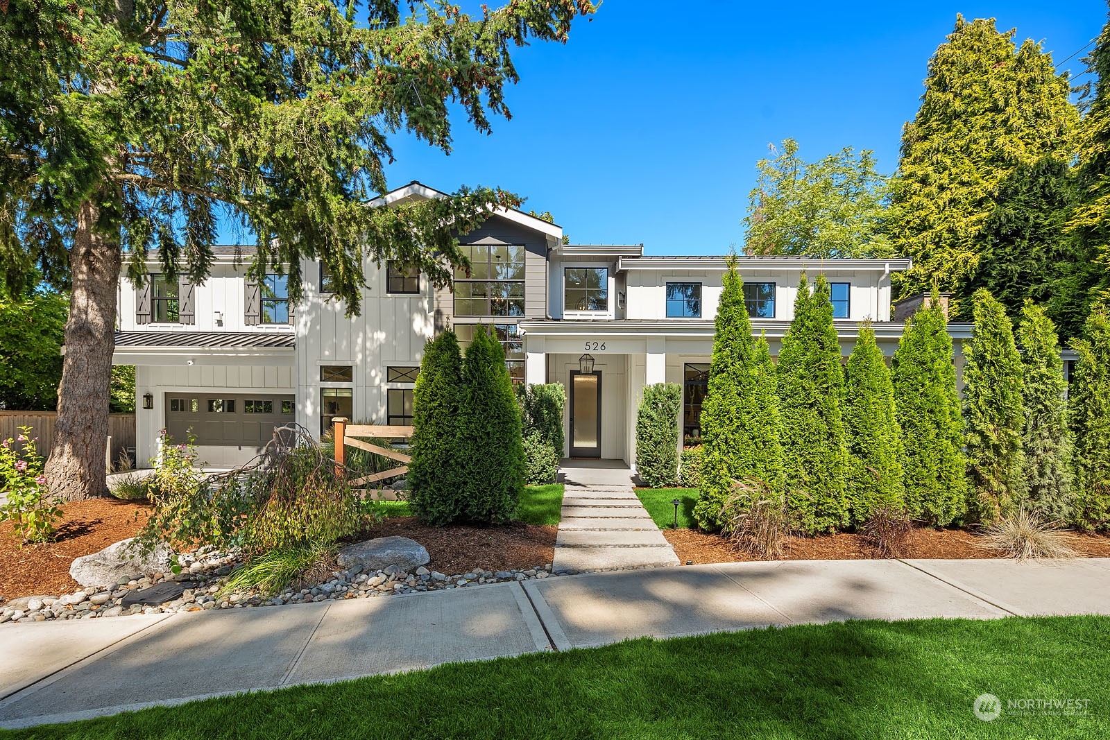 13th Ave, Kirkland, WA 98033
