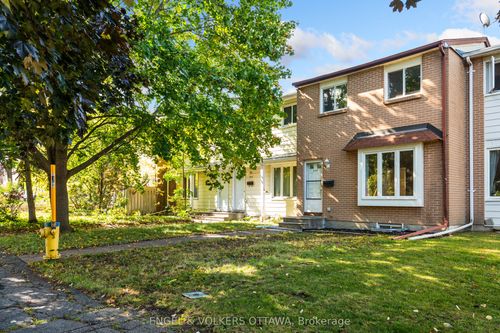 933 Greenbriar Ave, Ottawa, ON, K2C0J8 | Card Image