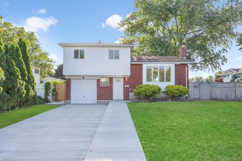 20 E 8th St, Deer Park, NY, 11729-7308 | Card Image