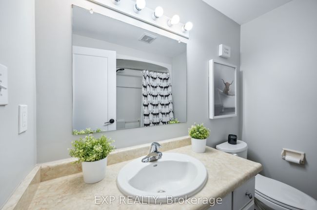 116 Dinison Cres, House attached with 3 bedrooms, 2 bathrooms and 3 parking in Kitchener ON | Image 16