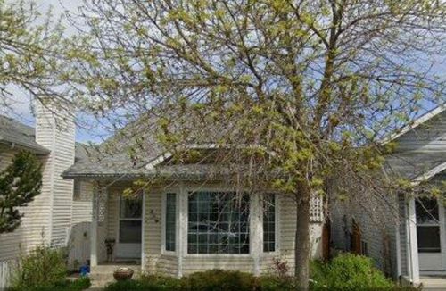 243 Erin Meadow Close Se, Calgary, AB, T2B3E6 | Card Image