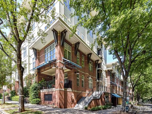 apt-302-1101 W 1st St, Charlotte, NC, 28202-1322 | Card Image