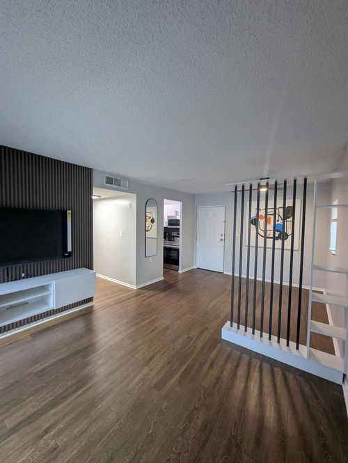 apt-201-1089 N Benoist Farms Rd, West Palm Beach, FL, 33411-3242 | Card Image