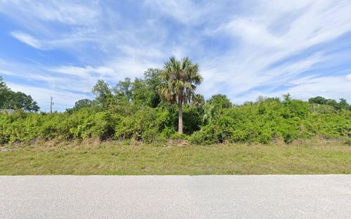 7092 Nichols St, ENGLEWOOD, FL, 34224-8302 | Card Image