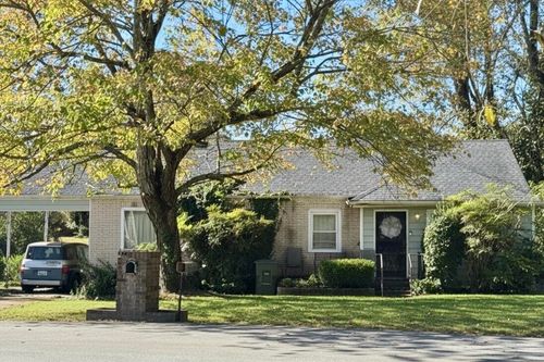 3002 Saint Paul St, Chattanooga, TN, 37404-6350 | Card Image
