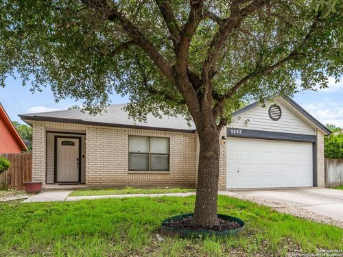 9842 Raven Field Dr, San Antonio, TX, 78245-1752 | Card Image