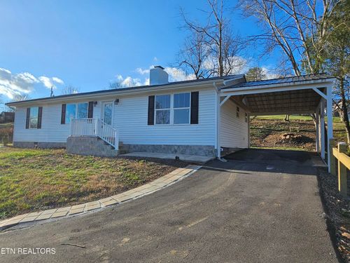 330 Wilson Hurst St, Tazewell, TN, 37879 | Card Image