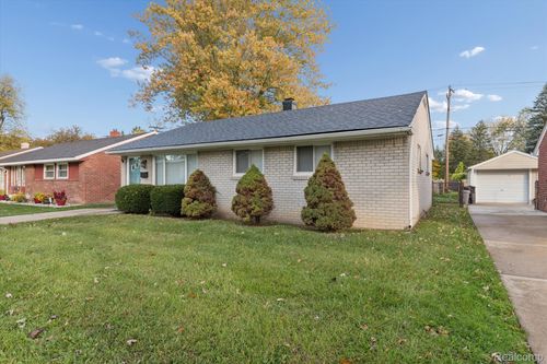 21056 Wick Rd, Taylor, MI, 48180-3705 | Card Image