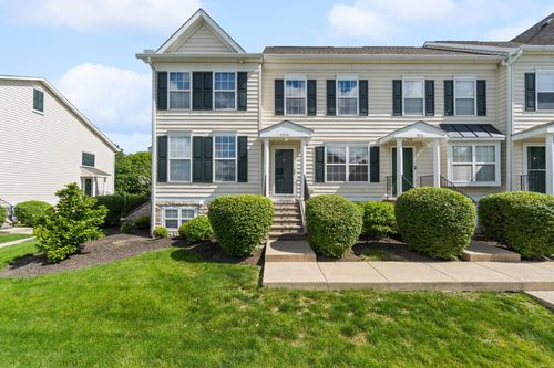 11-7274 Colonial Affair Dr, New Albany, OH, 43054-8104 | Card Image