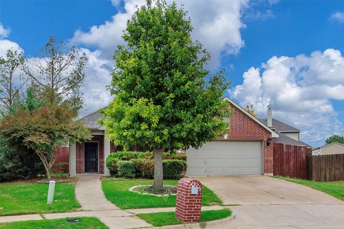 717 Chelsea Dr, Midlothian, TX, 76065-8739 | Card Image