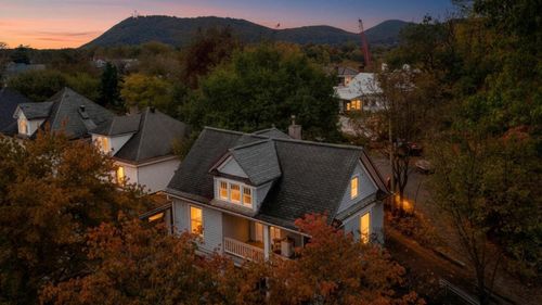 860 Marshall Ave Sw, Roanoke, VA, 24016-3834 | Card Image