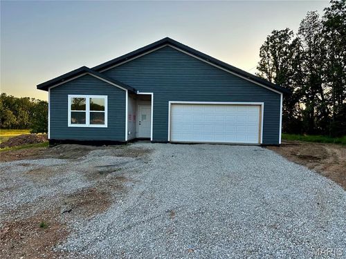 2043 Kay Avenue, Lebanon, MO, 65536 | Card Image