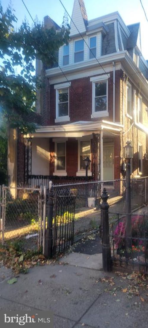 2354 E Cumberland St, PHILADELPHIA, PA, 19125-3125 | Card Image