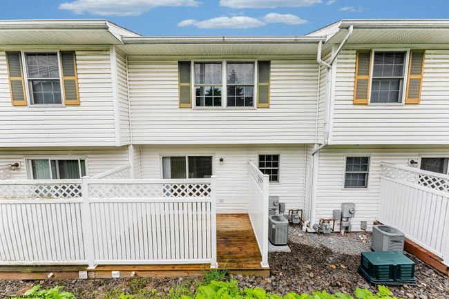 APT-4 - 1339 Riddle Ave, Townhouse with 2 bedrooms, 3 bathrooms and 3 parking in Morgantown WV | Image 30