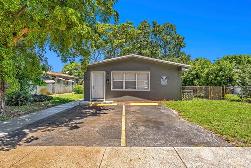 746 Sw 4th St, Dania Beach, FL, 33004-4902 | Card Image