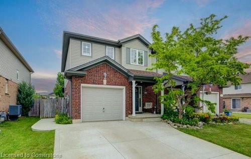 160 Brenneman Dr, Baden, ON, N3A4N1 | Card Image