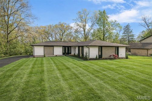 125 Rue Grand Drive, Lake St Louis, MO, 63367 | Card Image