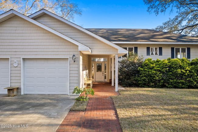 110 Hickory St, House other with 4 bedrooms, 3 bathrooms and 2 parking in Sunset Beach NC | Image 4