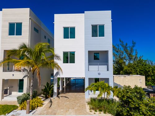 10-990 41st Street Gulf, Marathon, FL, 33050-2325 | Card Image