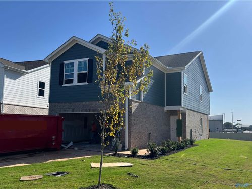 372 Summit Lakes Dr, Athens, AL, 35613-2945 | Card Image