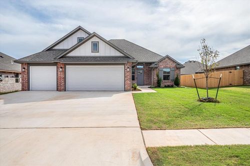 2012 W Flintlock Way, Mustang, OK, 73064-5605 | Card Image