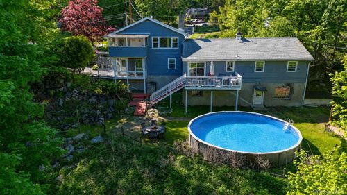 392 Oscawana Lake Rd, Putnam Valley, NY, 10579-2100 | Card Image