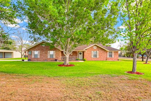 8416 Fm 541 E, Stockdale, TX, 78160-6557 | Card Image