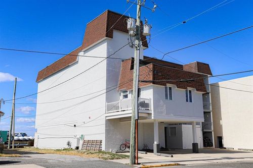 401-9511 Sunset Dr, Stone Harbor, NJ, 08247-1431 | Card Image