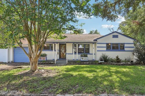 4251 Pinewood Ave, Jacksonville, FL, 32207-6433 | Card Image