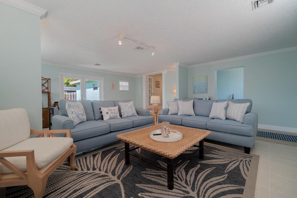 Willow Rd, West Palm Beach, FL 33406