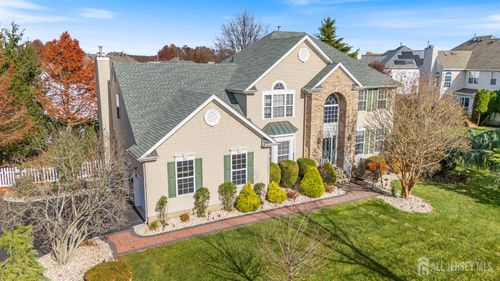 63 Crestwood St, Piscataway, NJ, 08854-7507 | Card Image