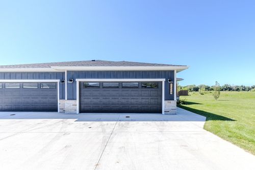 1224 Lower Loop, Milford, IA, 51351-7438 | Card Image