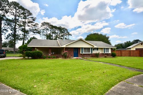 101 Boxwood Dr, Lafayette, LA, 70503-5109 | Card Image