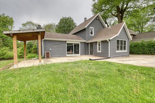 507 Nw Barstow St, Waukesha, WI, 53188 | Card Image