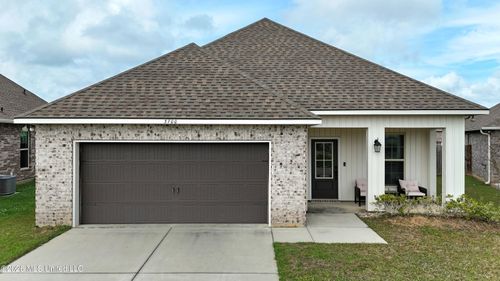3700 Victor Ln, Diberville, MS, 39540-6509 | Card Image