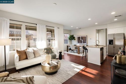 34108 Spezia Ter, Fremont, CA, 94555-2389 | Card Image