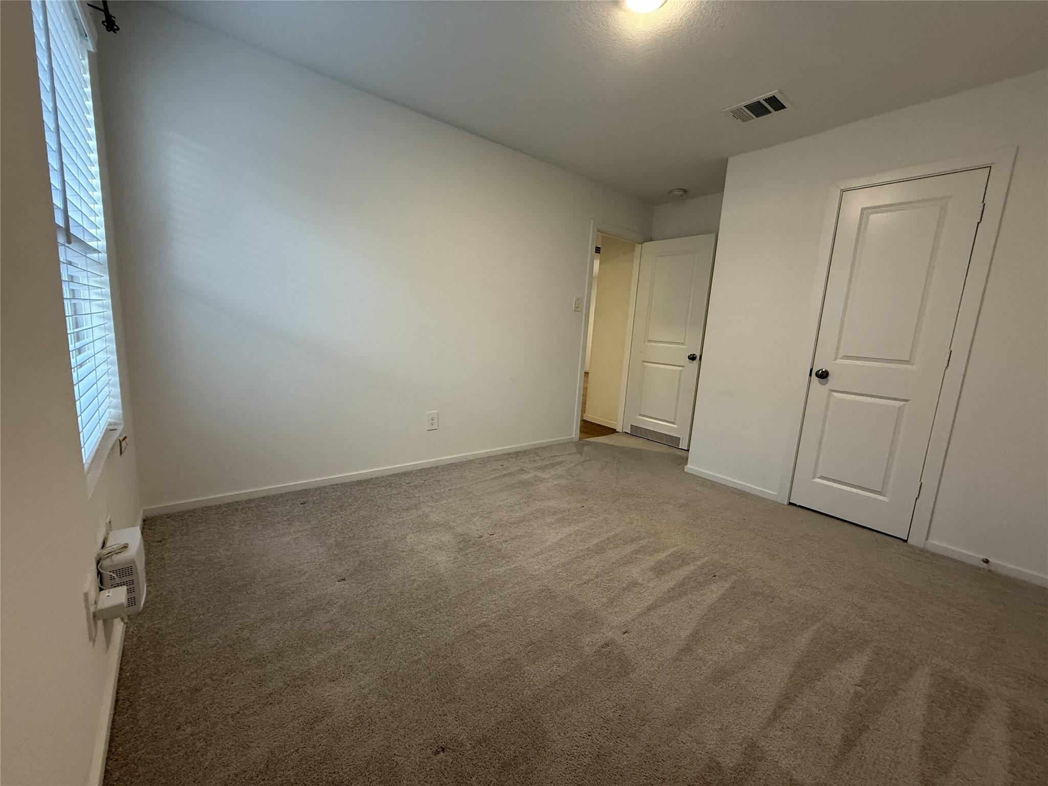 Residential Lease in Willis 5