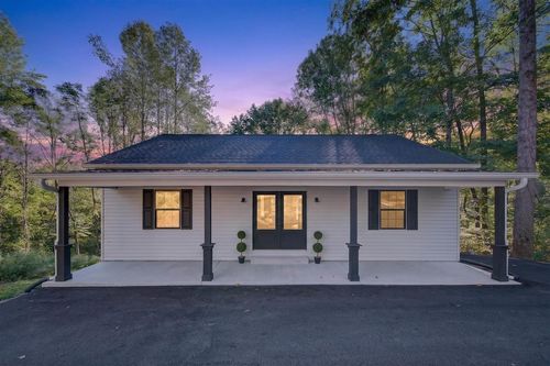 573 Smallmouth Street, Scottsville, KY, 42164 | Card Image