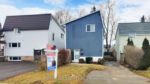 23 Hallcrown Crt, Brampton, ON, L6S2A7 | Card Image