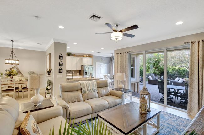 5087 Dulce Ct, Condo with 3 bedrooms, 3 bathrooms and null parking in Palm Beach Gardens FL | Image 15