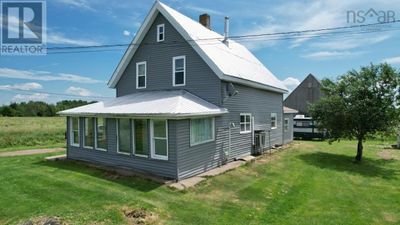 36 Robinson Rd, House other with 3 bedrooms, 2 bathrooms and null parking in Amherst Head NS | Image 2