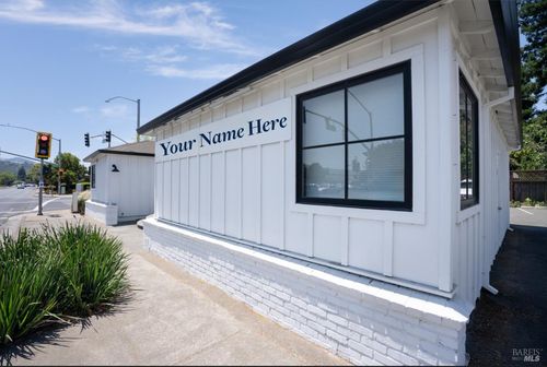 555 Farmers Ln, Santa Rosa, CA, 95405-4948 | Card Image