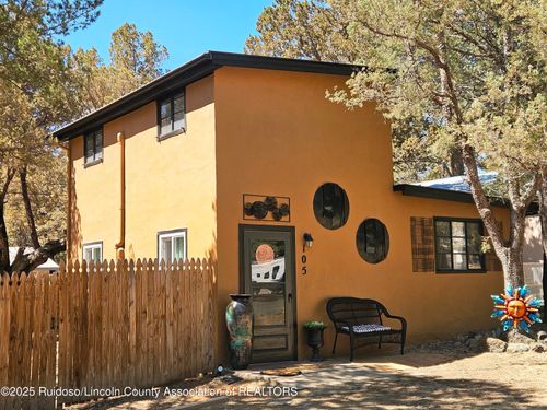 105 Aspen Cir, Ruidoso, NM, 88345-6602 | Card Image