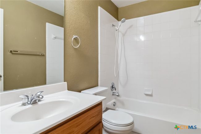 360 Ibis Falls Dr, House other with 3 bedrooms, 2 bathrooms and null parking in New Braunfels TX | Image 19