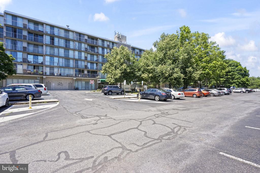 Residential Lease in CHERRY HILL