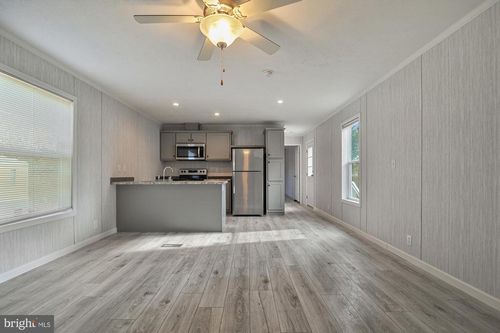 trlr-207-1061 S Little Creek Rd, DOVER, DE, 19901-5003 | Card Image