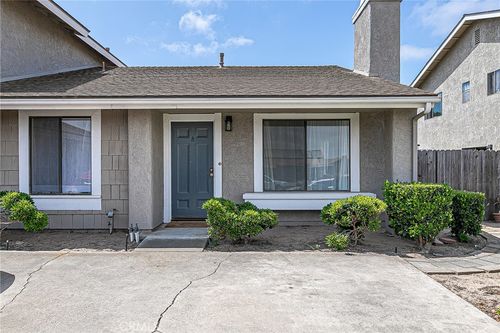 apt-b-1168 E Foster Rd, Santa Maria, CA, 93455-6431 | Card Image