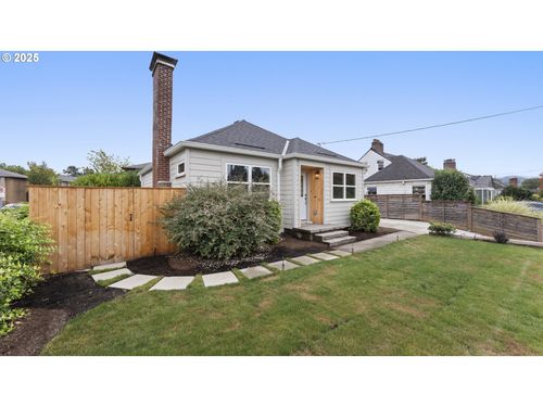 1838 Ne 65th Ave, Portland, OR, 97213-4809 | Card Image